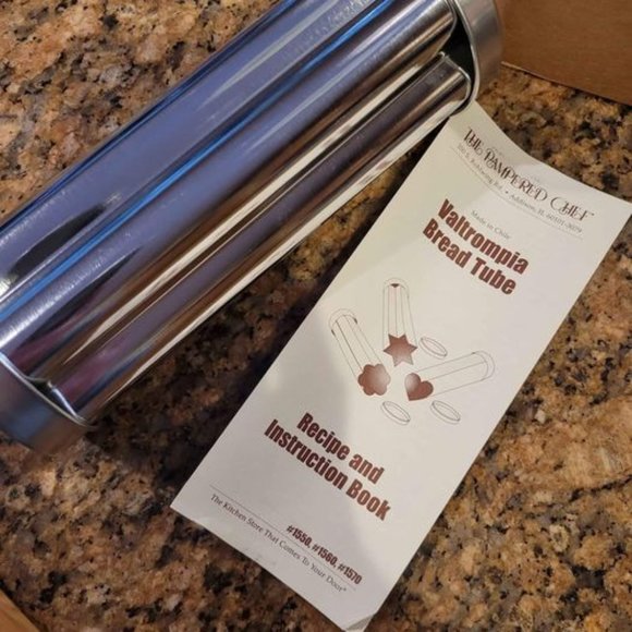 Pampered Chef Bread Tube - Brand New - Picture 1 of 2
